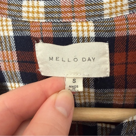 Mello Day button up cotton plaid flannel - Picture 4 of 7